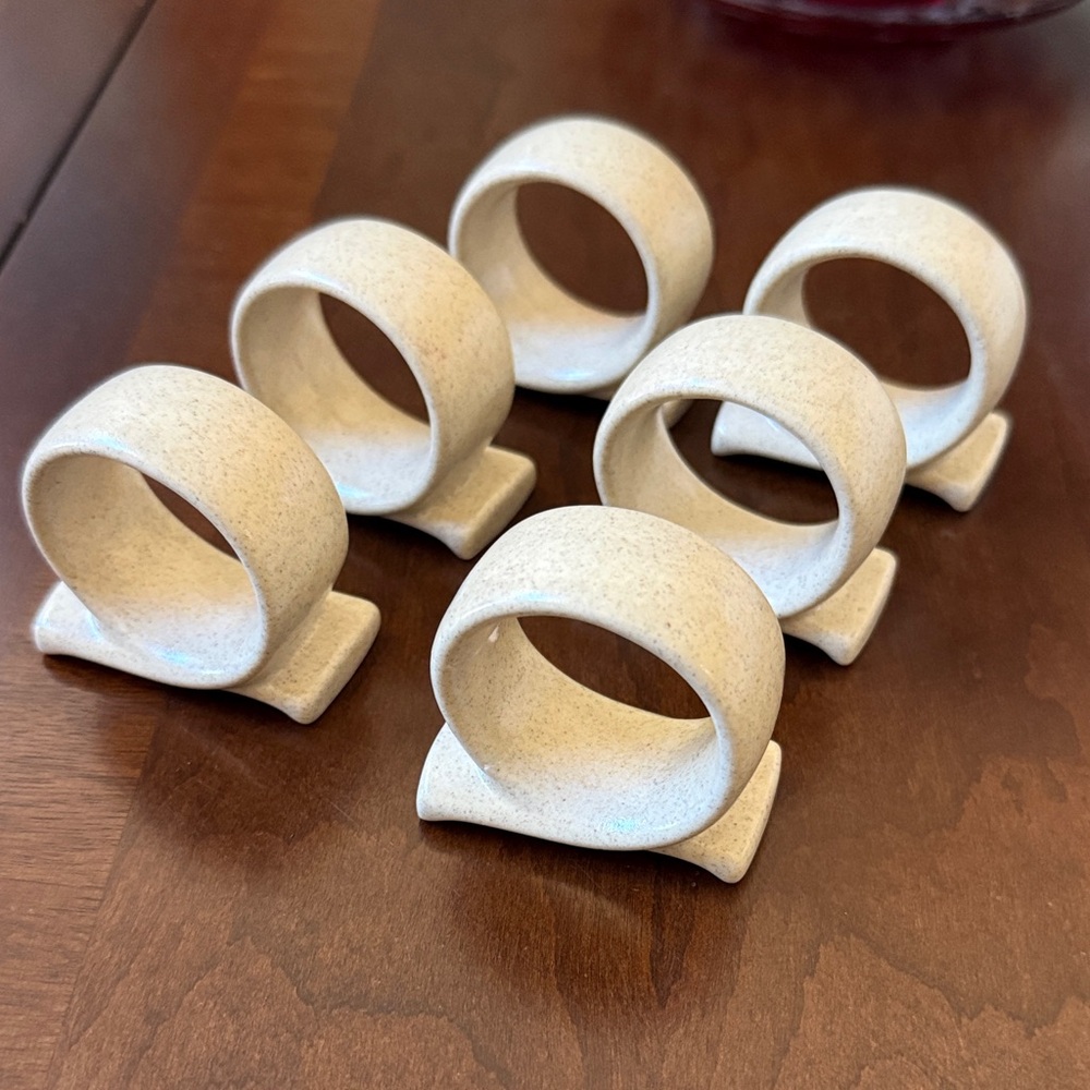 Set of 6 Mikasa Japan Ceramic Cream Napkin Rings Holders